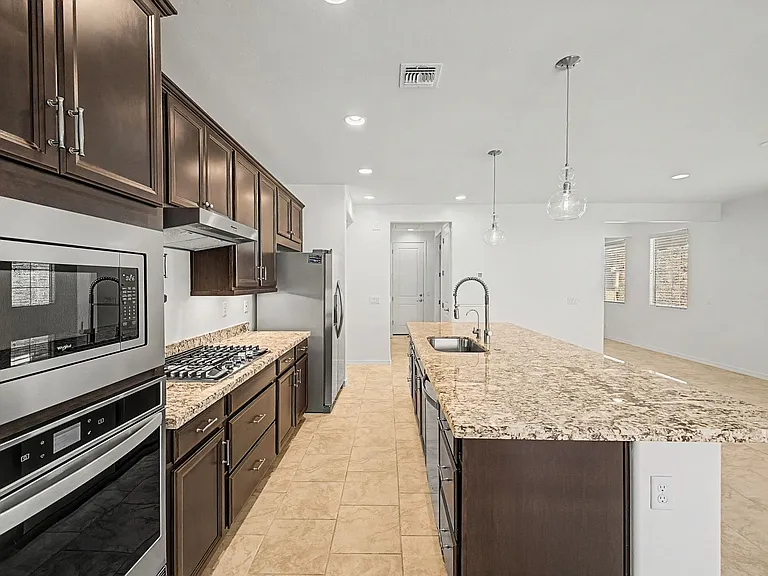 17239 W Desert Sage Dr — Photo 15