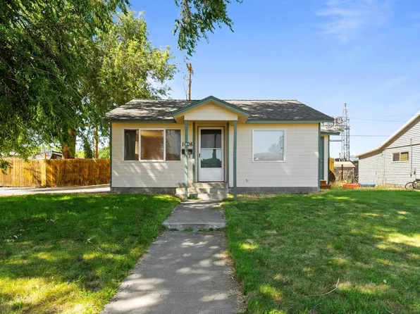 1008 Wilson St, Richland, WA 99354