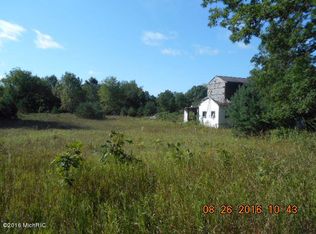 6125 E Sugar Grove Rd, Fountain, MI 49410