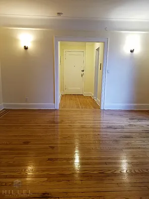 Rented by Hillel Realty Group | media 36