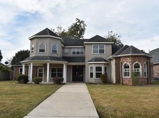 131 Riverwood Dr, Saint Rose, LA 70087