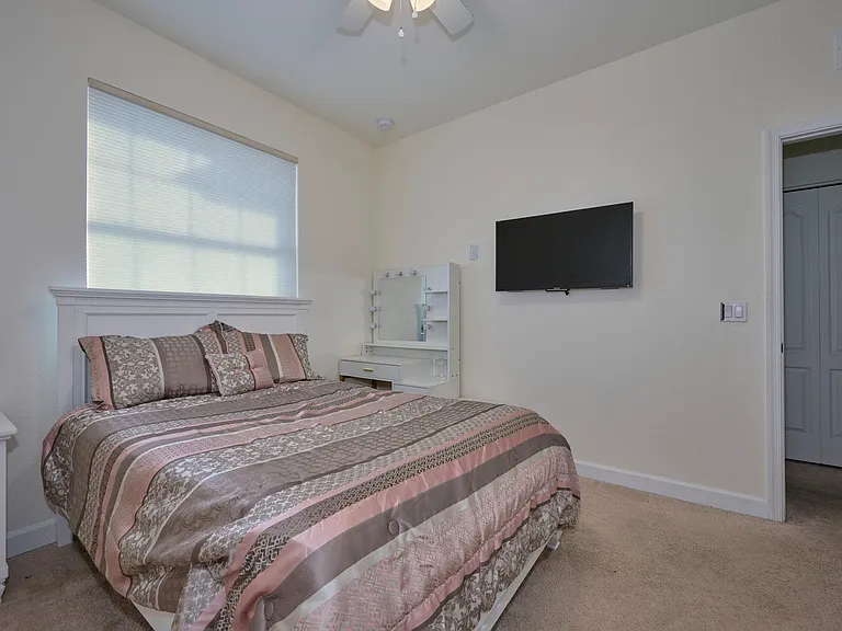 9880 E Villa Cir #1 — Photo 5