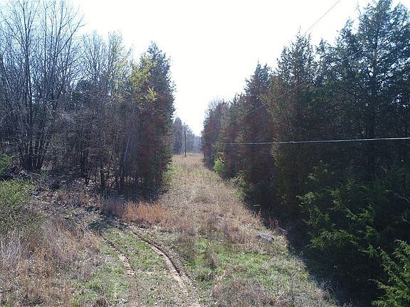 4th image of Silverwood Rd