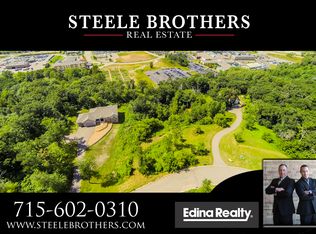 470 Carriage Lane, Hudson, WI 54016