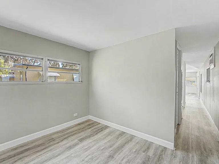5053 Dunedin St — Photo 16