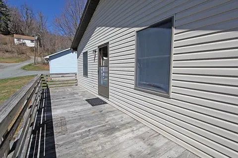 4th image of 308 Ridgewood Dr