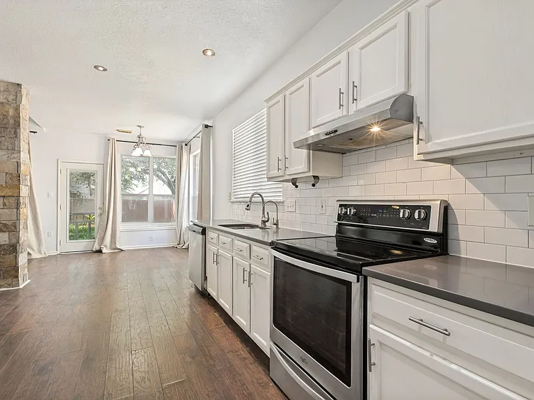 3027 Fall Mist Dr — Photo 12