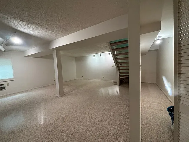 905 Casey Ct #1 — Photo 33