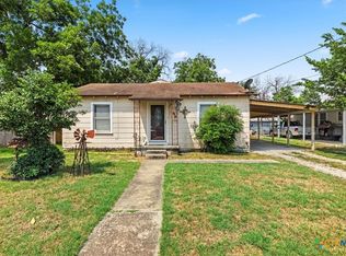 450 S Washington Ave, New Braunfels, TX 78130