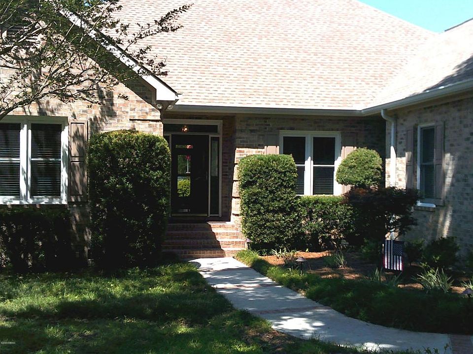 1st image of 11 Tuscarora Ave