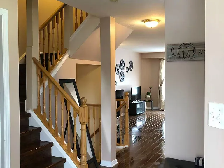 829 Whetherfield St — Photo 2