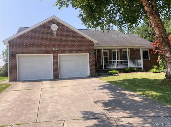 150 Liberty Ln, Buffalo, NY 14224