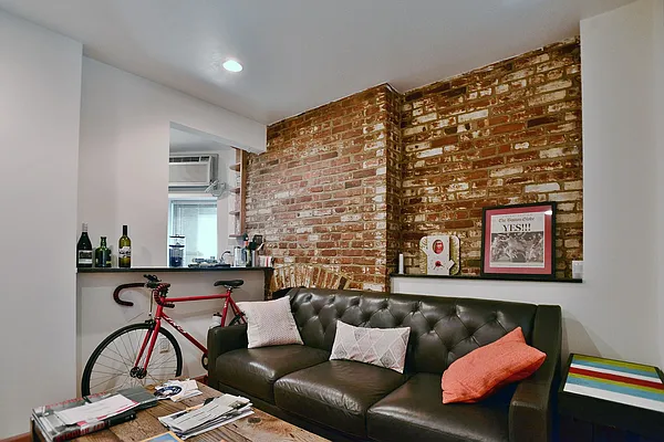 Rented by J Misrahi Realty Corp | media 7