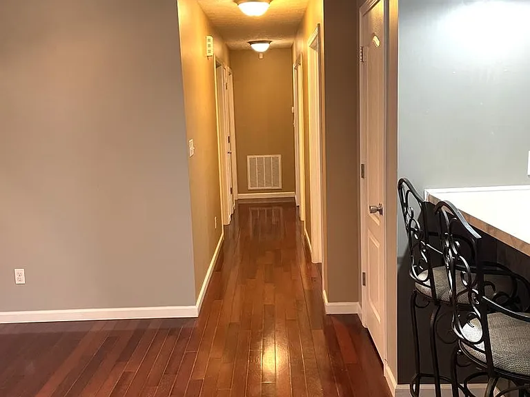 2138 Bernhurst Dr — Photo 5