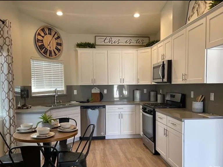 9802 Krista Vineyard Way — Photo 11