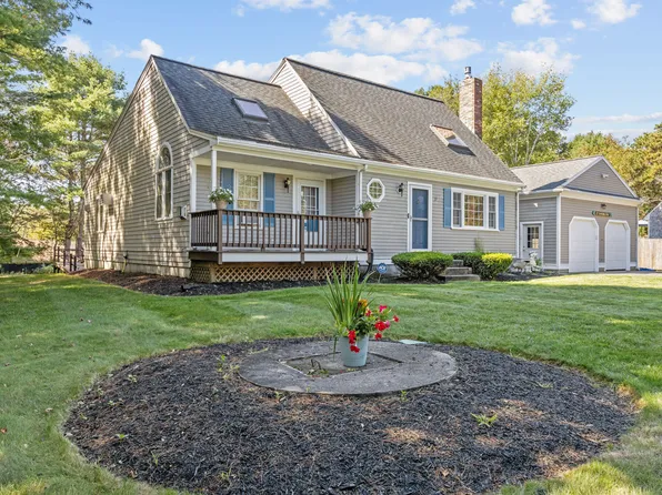 37 Sandra Way, Plymouth, MA 02360