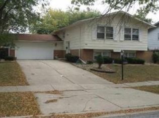 18851 Maple Ave, Country Club Hills, IL
