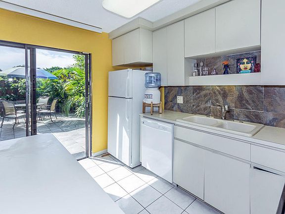 5th image of 1771 San Jose Dr #44-A
