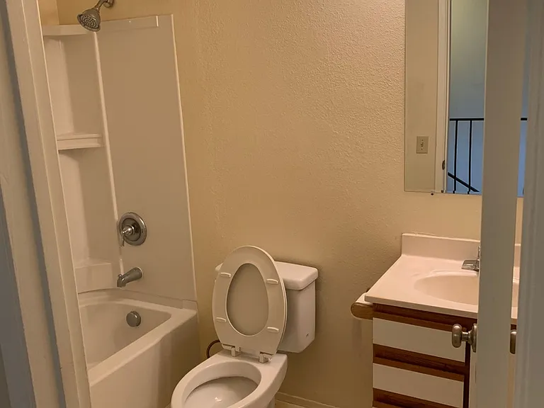 10142 Peaceful Ct — Photo 12