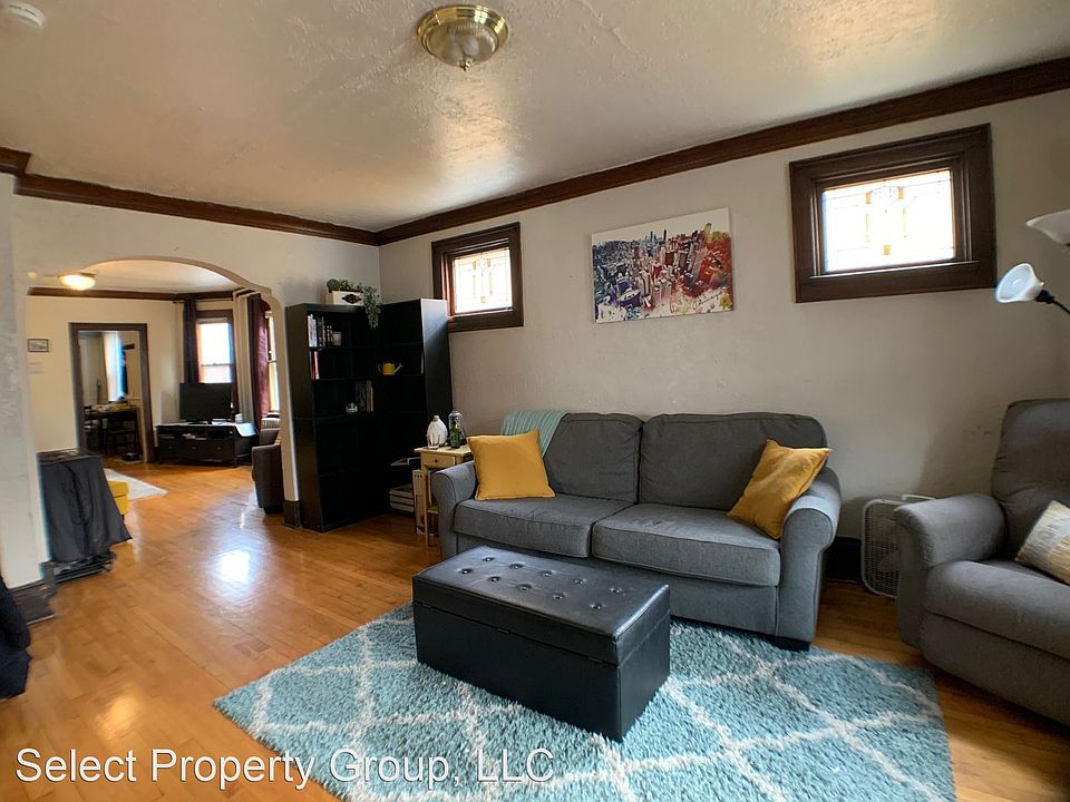 1st image of 1650 N Arlington Pl