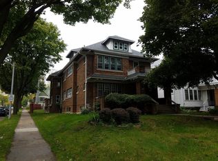 2203 N Hi Mount Blvd, Milwaukee, WI 53208