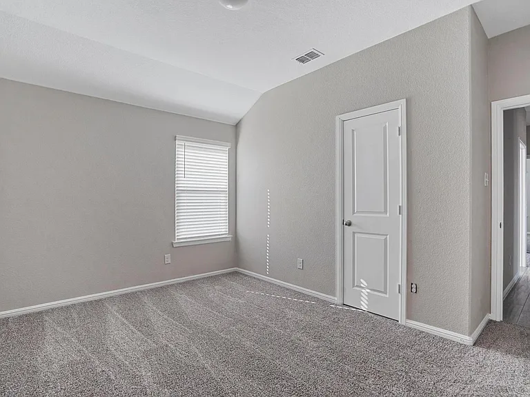 9805 Summerton Dr — Photo 11