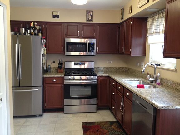 5th image of 2052 Schumacher Ln