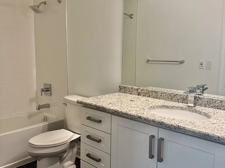 505 Talbot St #2101 — Photo 21