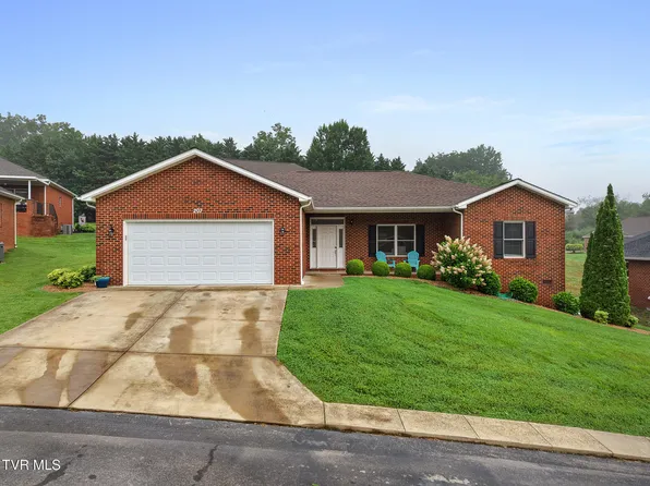 207 Farmington Dr, Greeneville, TN 37743