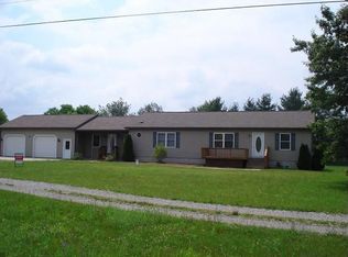 2584 E Valley Rd, Adrian, MI 49221