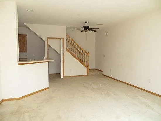 3907 NE Rosewood Ln — Photo 2