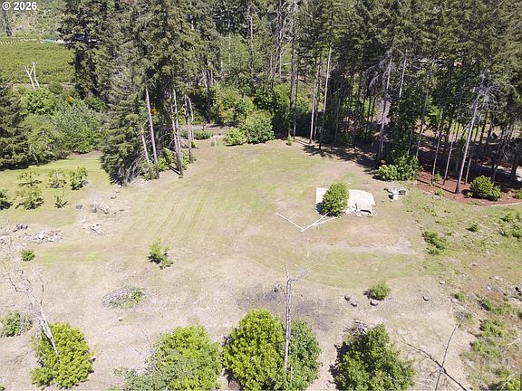 2nd image of 46838 McKenzie Hwy