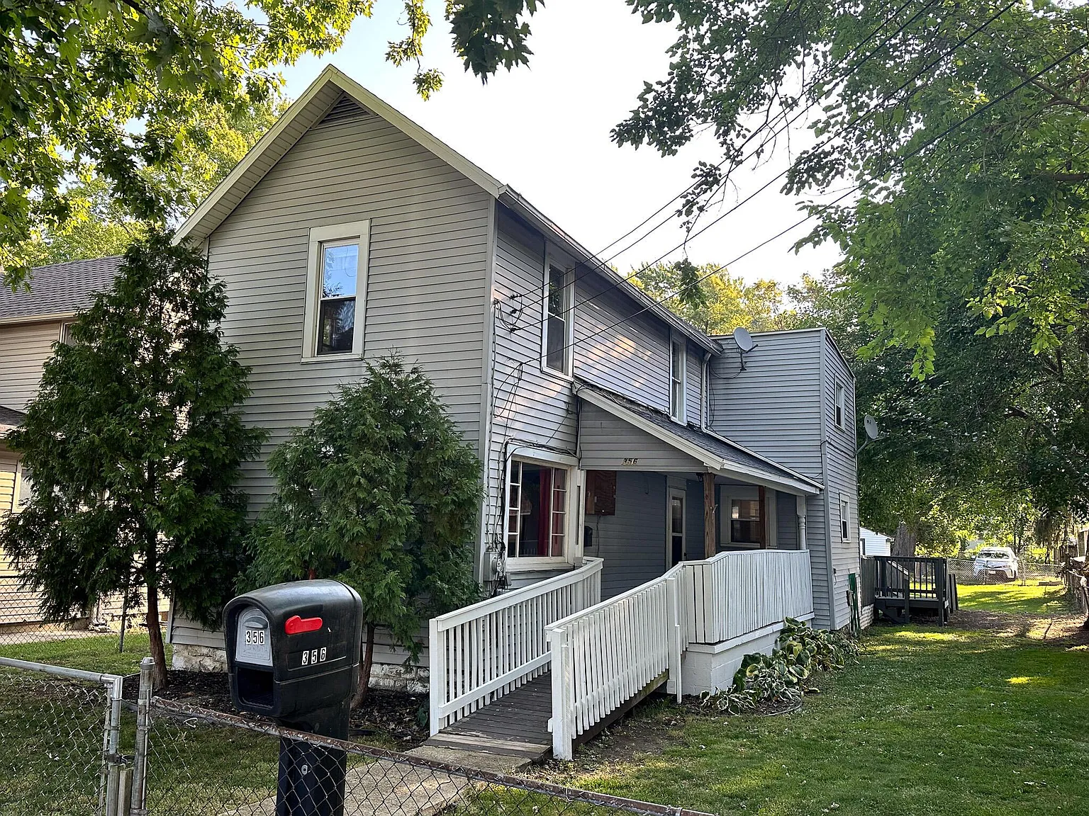 356 Fahey St photo 1