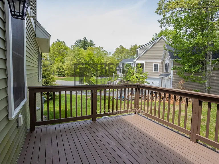 8 Winslow Dr — Photo 31