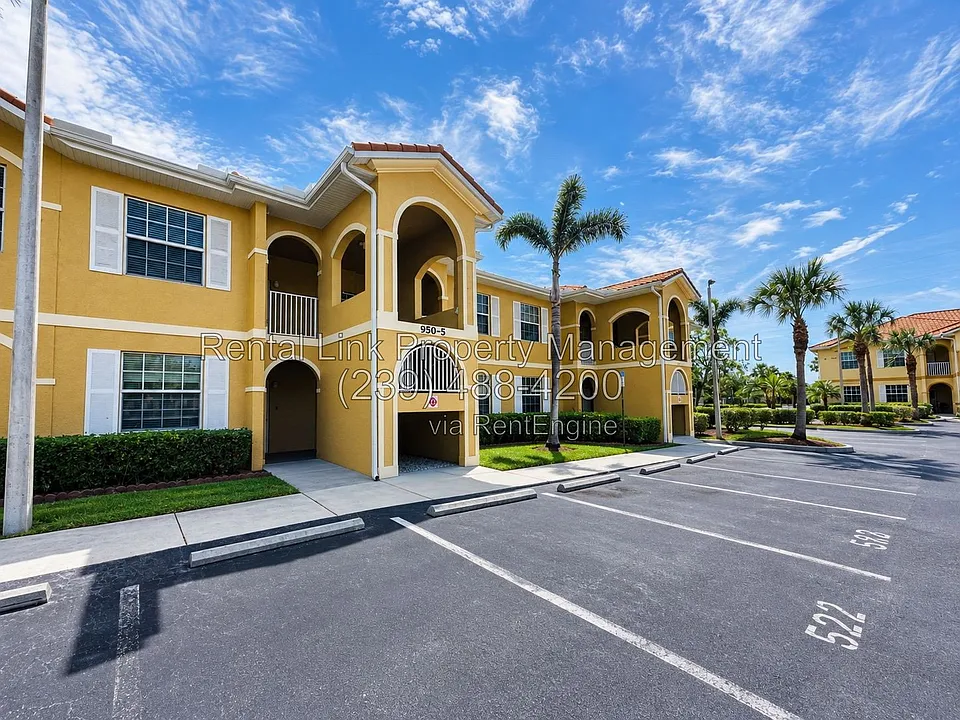 950 Hancock Creek South Blvd #521