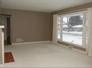 507 S Can Dota Ave, Mount Prospect, IL 60056