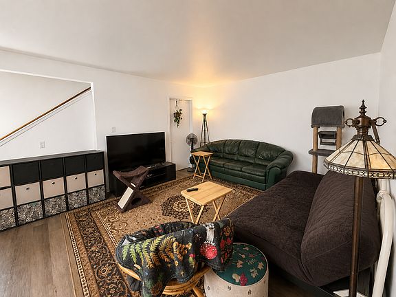 5th image of 2210 Michigan St #2210