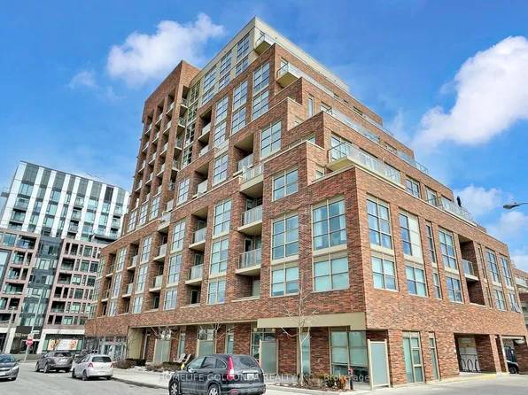 117 Ford St S #107, Toronto, ON M6N 3A2