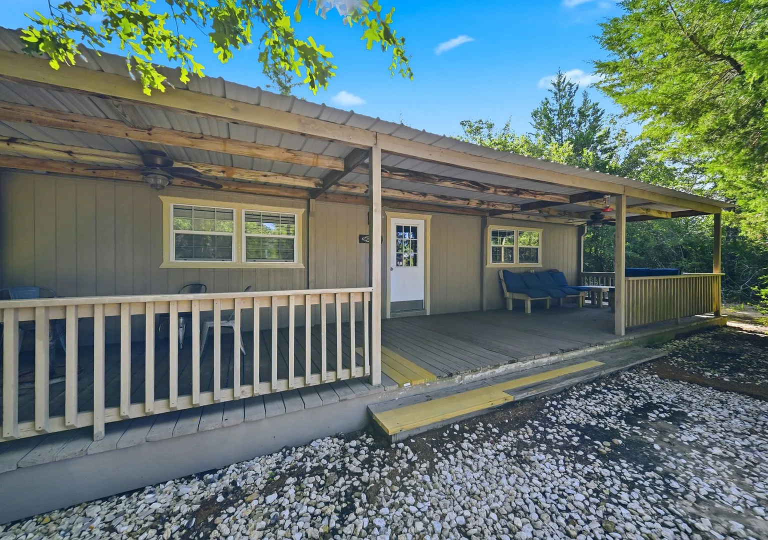 11351 Oak Lake Road — Photo 1