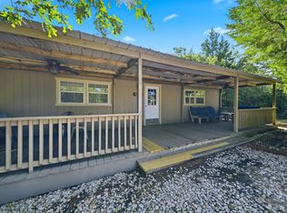 11351 Oak Lake Rd, Bryan, TX 77808