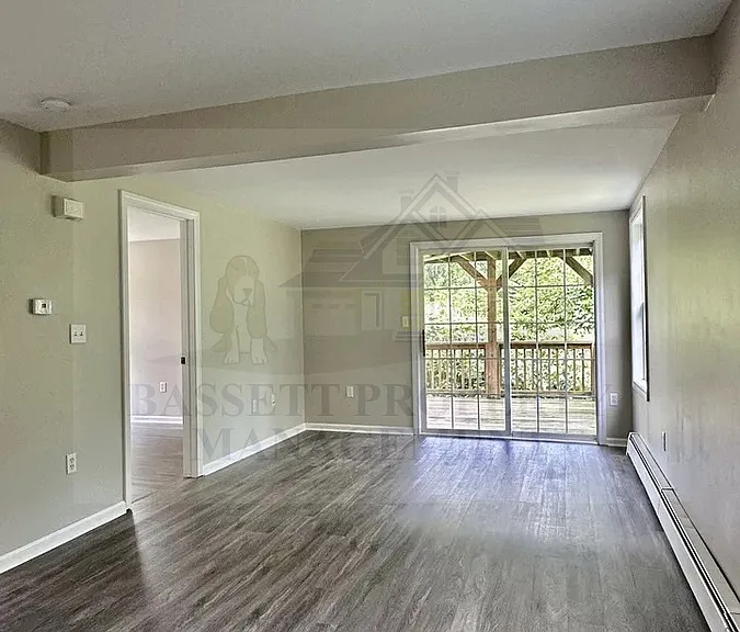 68 Lake St #1 — Photo 3