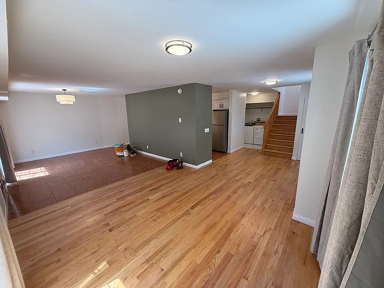 2446 S Centinela Ave — Photo 6
