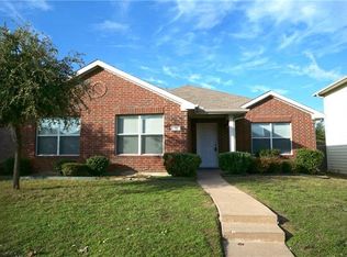 135 Triumph Rd, Dallas, TX 75241