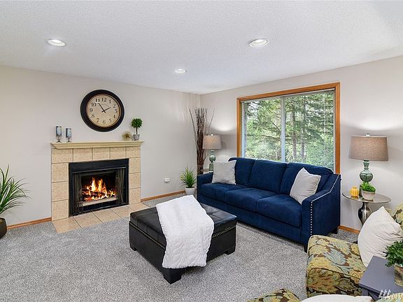 3rd image of 3528 Longhorn Dr NW