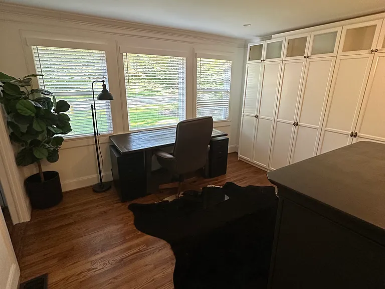 2200 Laburnum Ave — Photo 13