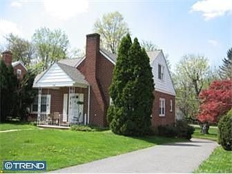 2nd image of 242 Maryland Ave