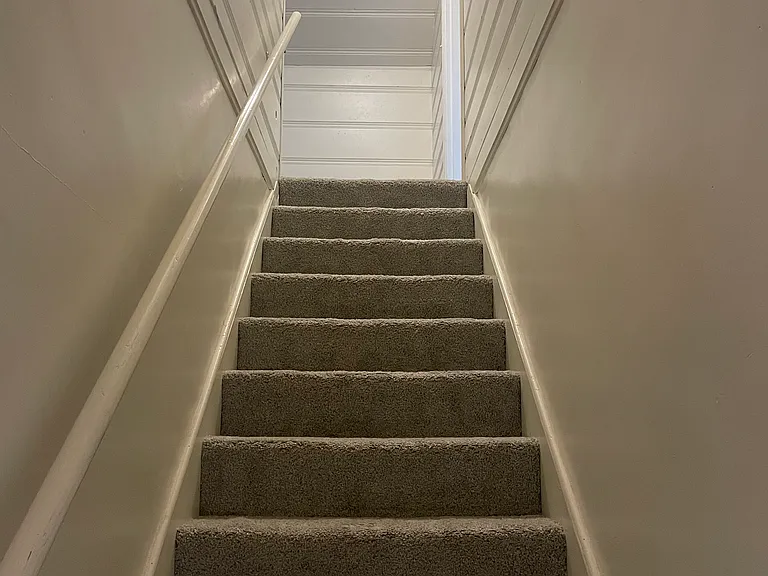 549 Sheridan Dr — Photo 9
