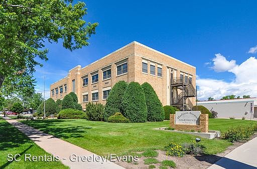 1st image of 811 15th St APT 107