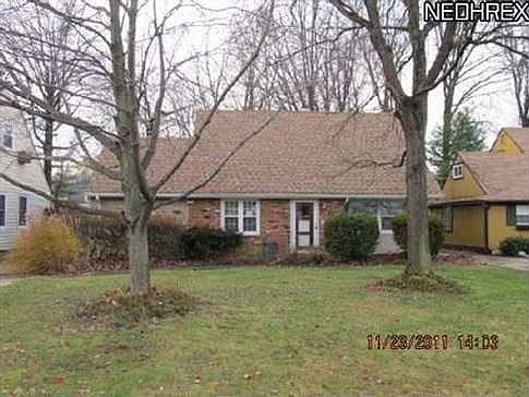 1st image of 25580 Chatworth Dr