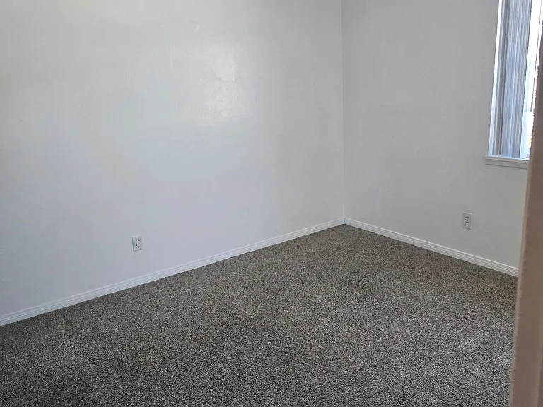 11039 Larkridge St — Photo 6